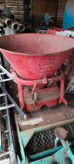 Meststrooier, Ophalen, Zo goed als nieuw