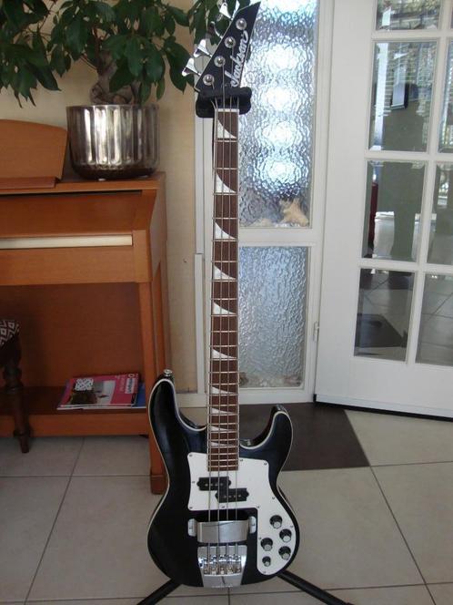 Jackson X Series Concert Bass CBXDX IV basgitaar + hoes, Muziek en Instrumenten, Snaarinstrumenten | Gitaren | Bas, Zo goed als nieuw