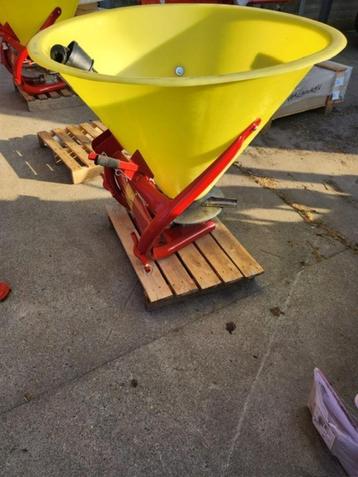 MESTSTOFSTROOIER 300L NIEUW, Enlèvement