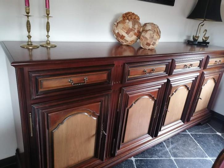 dressoir, barkast, tafel, stoelen in notelaarhout, Huis en Inrichting, Complete eetkamers, Gebruikt, Ophalen