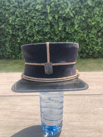 Kepie Kepi police , très vieux policier, Pontus FONSON, Enlèvement ou Envoi, Gendarmerie