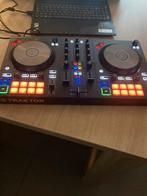 Dj controller Traktor S2 native instruments, Muziek en Instrumenten, Dj-sets en Draaitafels, Ophalen, Zo goed als nieuw