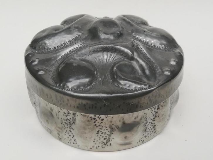 Art deco doos in tin - A.E. Chanal - Alice Holbach - c. 1930, Antiek en Kunst, Curiosa en Brocante, Ophalen of Verzenden