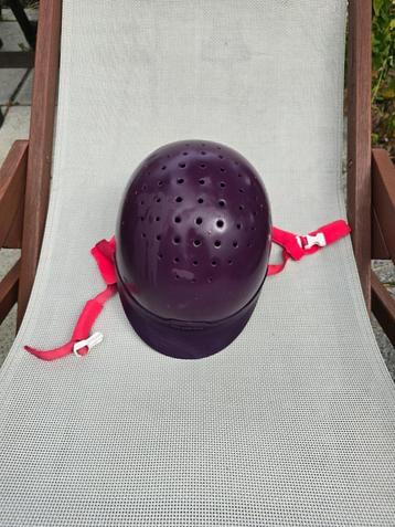 Fouganza rijhelm voor kinderen beschikbaar voor biedingen