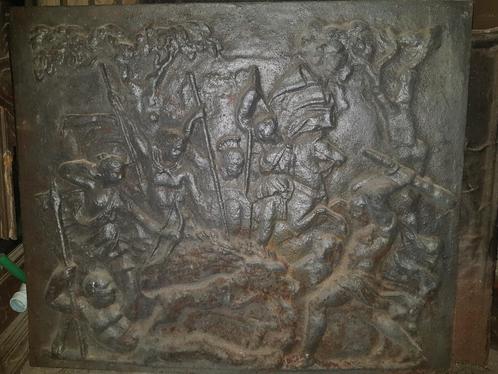 Grande plaque pour cheminée en fonte, Huis en Inrichting, Haarden, Gebruikt, Houthaard, Ophalen