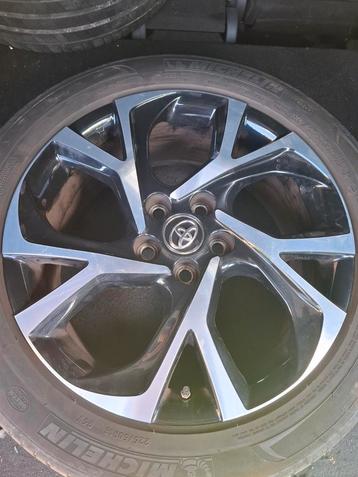 Toyota CH-R CHR
velgen 18 inch beschikbaar voor biedingen