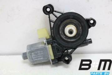 Raammotor linksachter Audi A3 8V Sportback 5Q0959801 disponible aux enchères