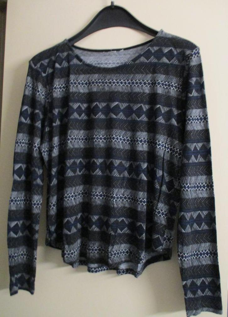 Blauwe blouse / shirt met ruiten en strepen mt M, Kleding | Dames, Blouses en Tunieken, Zo goed als nieuw, Maat 38/40 (M), Blauw