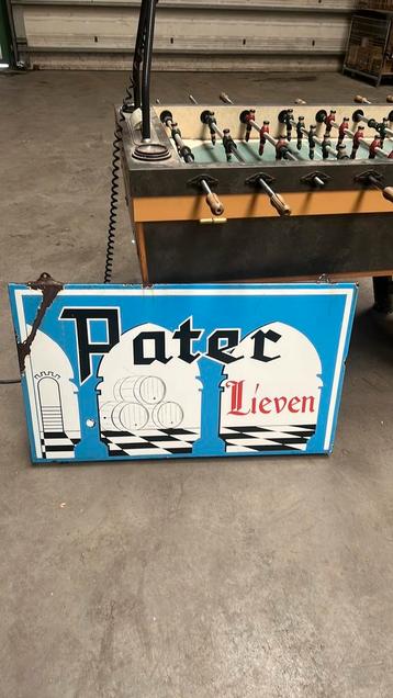 Emaille bord Pater Lieven beschikbaar voor biedingen