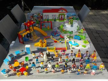 mega grote Playmobil verzameling school speeltuin poppetjes beschikbaar voor biedingen