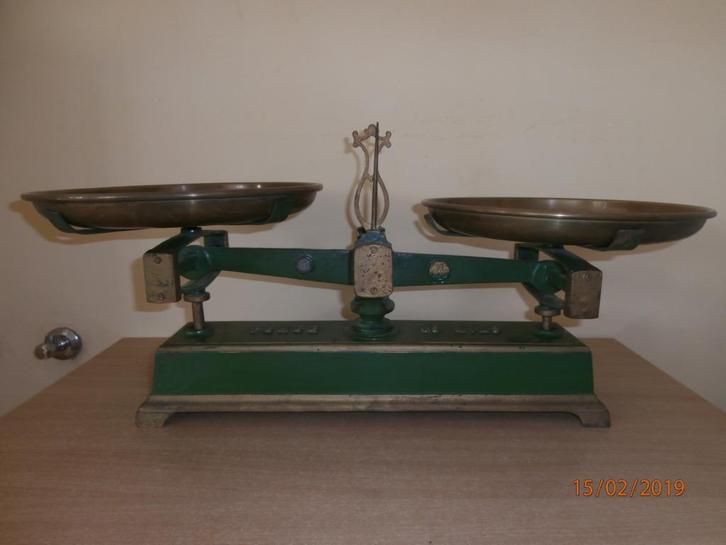 Balance force 10 avec 2 plateaux en cuivre de 30 cm, Antiek en Kunst, Antiek | Gereedschap en Instrumenten, Ophalen