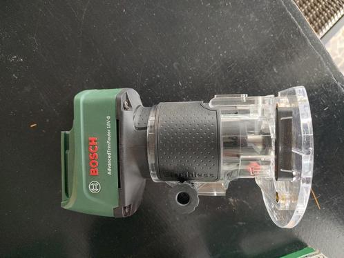 Accu kantenfrees, Doe-het-zelf en Bouw, Gereedschap | Freesmachines, Zo goed als nieuw, Accu, Kantenfrees, Ophalen