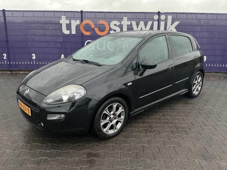 2015 - Fiat - Punto Evo - 1.3 M-Jet Lounge - Personenauto, Auto's, Fiat, Bedrijf, Punto EVO, Overige brandstoffen, Euro 5, Monovolume