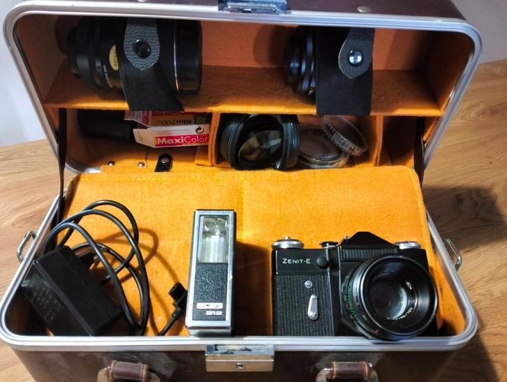 Appareil photo Zenit-e, Audio, Tv en Foto, Fotocamera's Analoog, Gebruikt, Ophalen