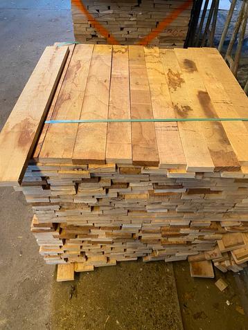 Eiken planken te koop. 110 Cm lang 10/14 breed 2,7 cm dikte 