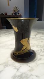 Vase en porcelaine noir Hutschenreuter Leonard Paris-Caprce, Antiquités & Art, Antiquités | Porcelaine, Enlèvement ou Envoi