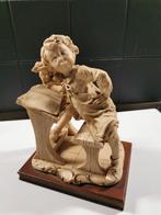 Beeld. G.Armani. capodimonte, Antiek en Kunst, Kunst | Beelden en Houtsnijwerken, Ophalen of Verzenden