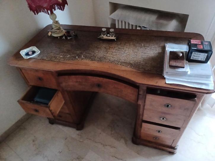 Antiek italiaans bureau Carabinieri politie / zeldzaam, Antiek en Kunst, Antiek | Meubels | Kasten, Ophalen of Verzenden