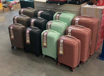 NIEUW Reiskoffers/Valeis - set van 3 of een stuk beschikbaar voor biedingen