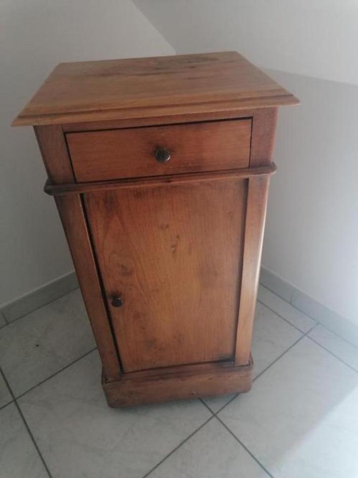 Klein vintage meubelstuk op wielen 60', Huis en Inrichting, Kasten | Overige, Gebruikt, Ophalen of Verzenden