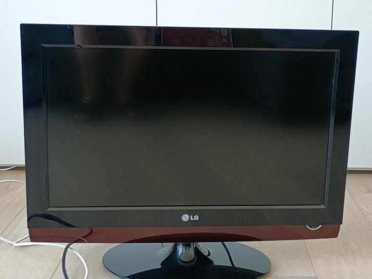 LCD TV / DVD Combo van LG, Audio, Tv en Foto, Televisies, Gebruikt, LCD, 60 tot 80 cm, HD Ready (720p), LG, Ophalen