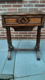 ARMOIRE ANCIENNE, Antiquités & Art, Antiquités | Meubles | Armoires, Enlèvement