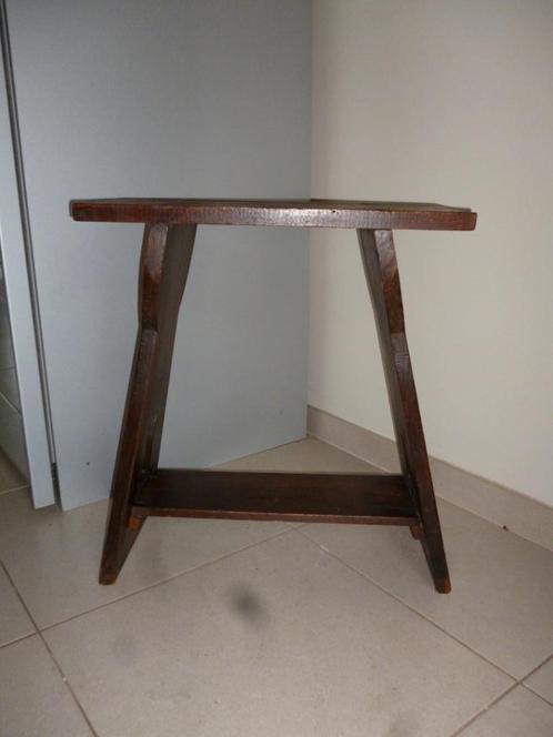 Ancienne table d'appoint banc en bois pour plantes pose déco, Maison & Meubles, Tables | Tables d'appoint, Bois, Enlèvement