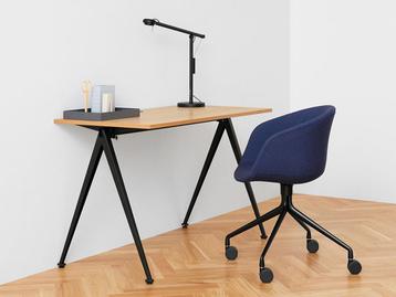 Table de bureau HAY Pyramid 01, Enlèvement, Utilisé, Bureau