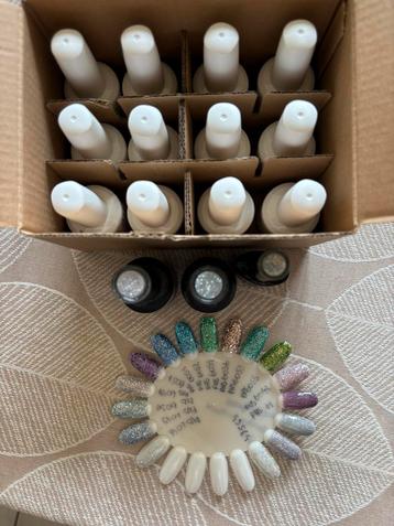 Glitter gellak/polish beschikbaar voor biedingen