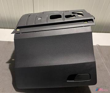 AUDI Q2 DASHBOARDKASTJE 81B857035B beschikbaar voor biedingen