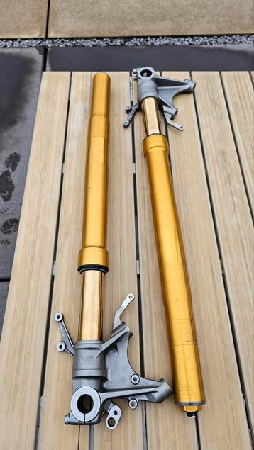 R1M elektronische Ohlins vorkpoten beschikbaar voor biedingen