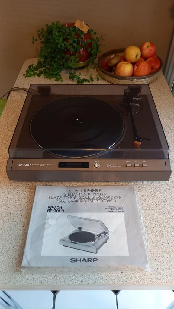 Sharp rp30 direct drive platenspeler met strobo en pitch, Audio, Tv en Foto, Platenspelers, Zo goed als nieuw, Platenspeler, Overige merken