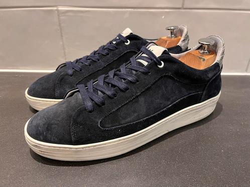 Floris van Bommel sneakers maat 7 / 41, Kleding | Heren, Schoenen, Zo goed als nieuw, Sneakers, Blauw, Ophalen of Verzenden