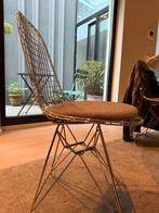 VITRA DKR STOELEN, Huis en Inrichting, Stoelen, Ophalen, Overige materialen, Overige kleuren, Zo goed als nieuw