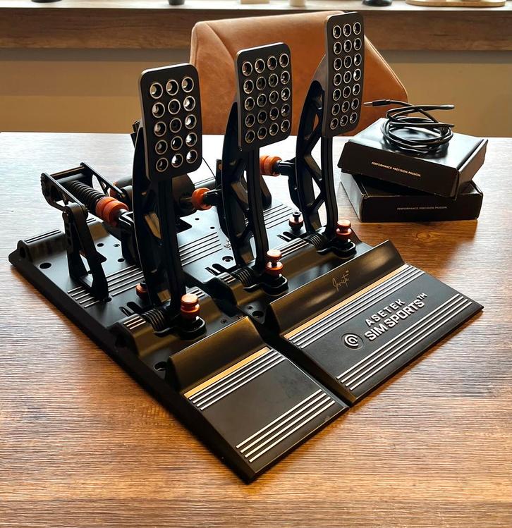 Pédalier complet Asetek Invicta, Games en Spelcomputers, Spelcomputers | Overige Accessoires, Zo goed als nieuw, Ophalen