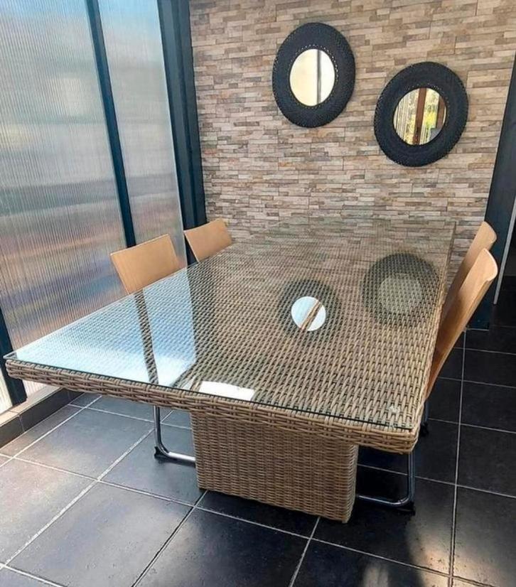 Superbe table comme neuve, Maison & Meubles, Tables | Tables à manger, Comme neuf, Enlèvement