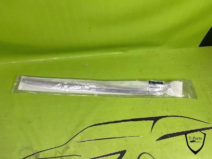 hyundai lijst 86131 2W000 861312W000, Auto-onderdelen, Carrosserie, Hyundai, Gebruikt