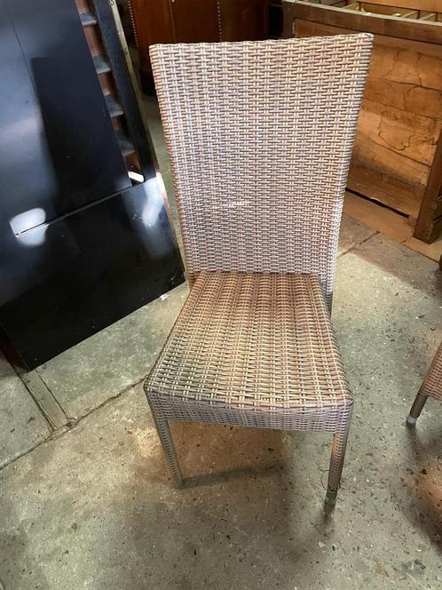 14 wicker stoelen voor terras, brasserie, café in nieuwstaat, Zakelijke goederen, Horeca | Meubilair en Inrichting, Meubilair