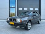 Lancia Delta GT i.e. 1.6 8v 90pk 1990, Auto's, Voorwielaandrijving, Stof, 4 cilinders, 995 kg