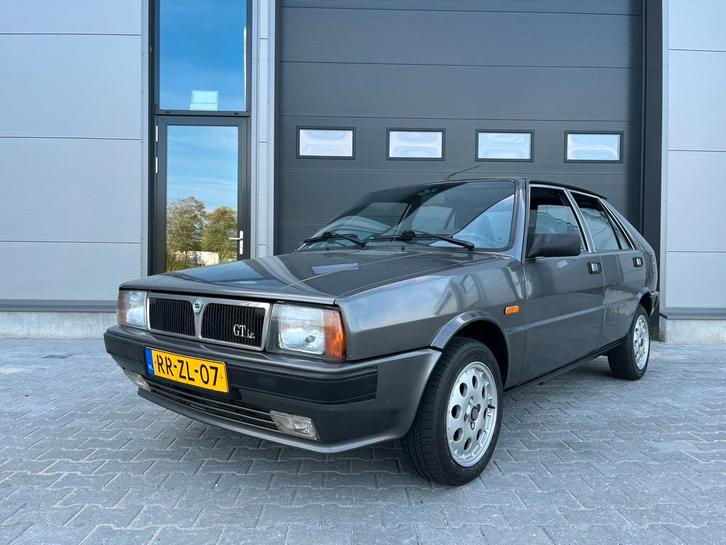 Lancia Delta GT i.e. 1.6 8v 90pk 1990, Auto's, Lancia, Particulier, Delta, Bluetooth, Lichtmetalen velgen, Mistlampen, Radio, USB