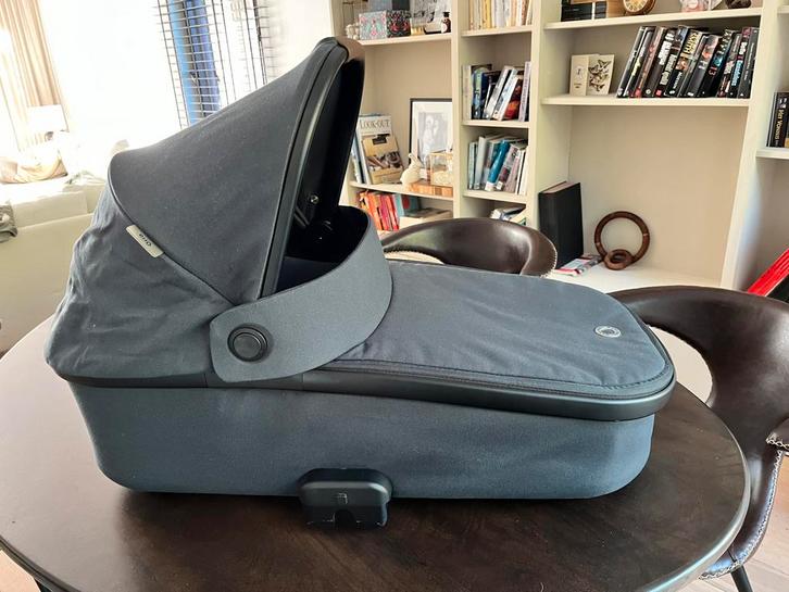 Draagmand/reiswieg Maxi-Cosi Oria zwart - opvouwbaar, Kinderen en Baby's, Kinderwagens en Combinaties, Zo goed als nieuw, Kinderwagen