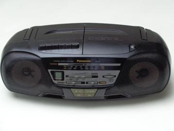 Stereo Radio-CD-Cassette Boombox PANASONIC MODEL RX - DS11