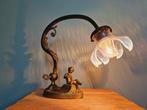 Lampe en bronze doré avec bobèche en verre opalescent, Antiquités & Art, Bronze, Enlèvement ou Envoi