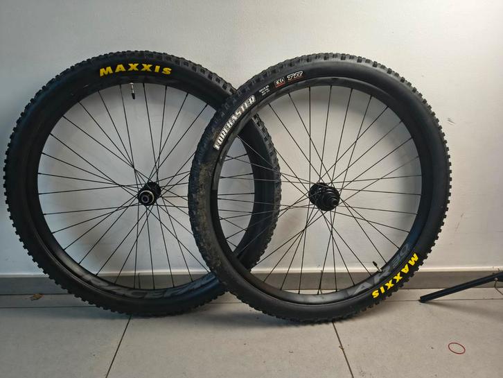 MTB Boost wielset nieuwstaat– Orbea Oiz H10 (50 km), Vélos & Vélomoteurs, Vélos Pièces, Comme neuf, VTT, Enlèvement