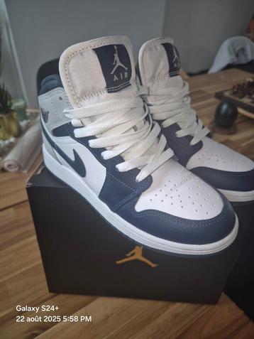 Basket Air Jordan Taille 36, Enlèvement, Neuf
