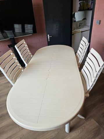Hartman tafel 2.4m  + 4 Lawn Comfort verstelbare stoelen beschikbaar voor biedingen