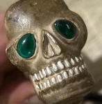 Anciennes pipes, Collections, Enlèvement