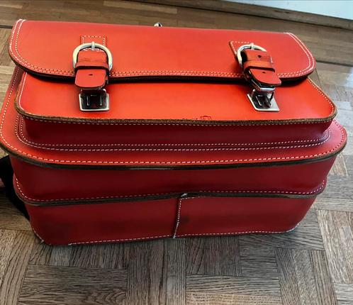 OWN STUFF lederen boekentas classic, Handtassen en Accessoires, Tassen | Schooltassen, Gebruikt, Aktetas of Boekentas, 30 tot 40 cm