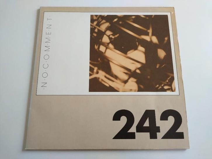 2x 12" EP - Front 242: No Comment, CD & DVD, Vinyles | Autres Vinyles, Utilisé, 12 pouces, Enlèvement ou Envoi