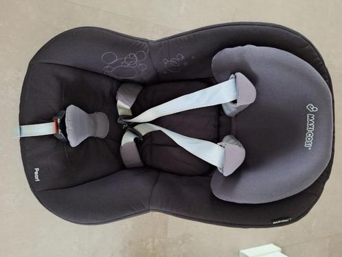 Maxi cosi Pearl (met zomerhoes) + familyfix onderstel, Kinderen en Baby's, Autostoeltjes, Gebruikt, Maxi-Cosi, 9 t/m 18 kg, Isofix